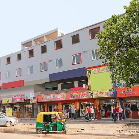 Townhall Bhiwadi Екстериор снимка