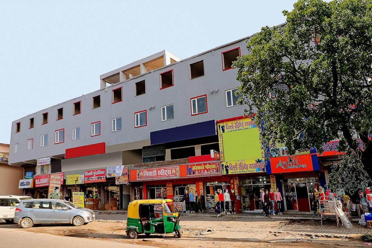 Townhall Bhiwadi Екстериор снимка