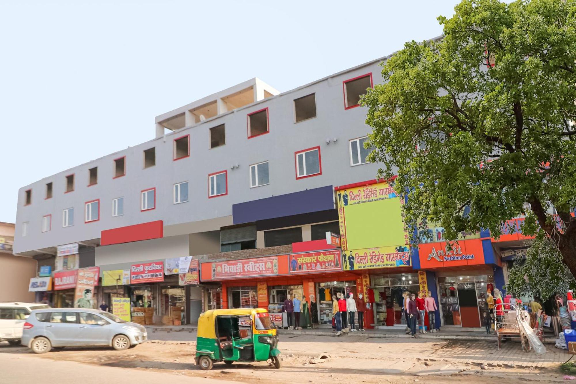 Townhall Bhiwadi Екстериор снимка